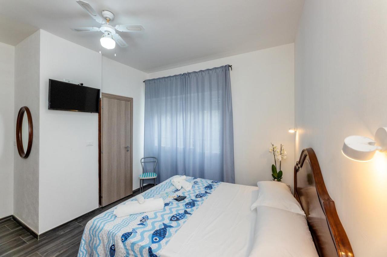 B&B Oasi Finale Ligure Ngoại thất bức ảnh