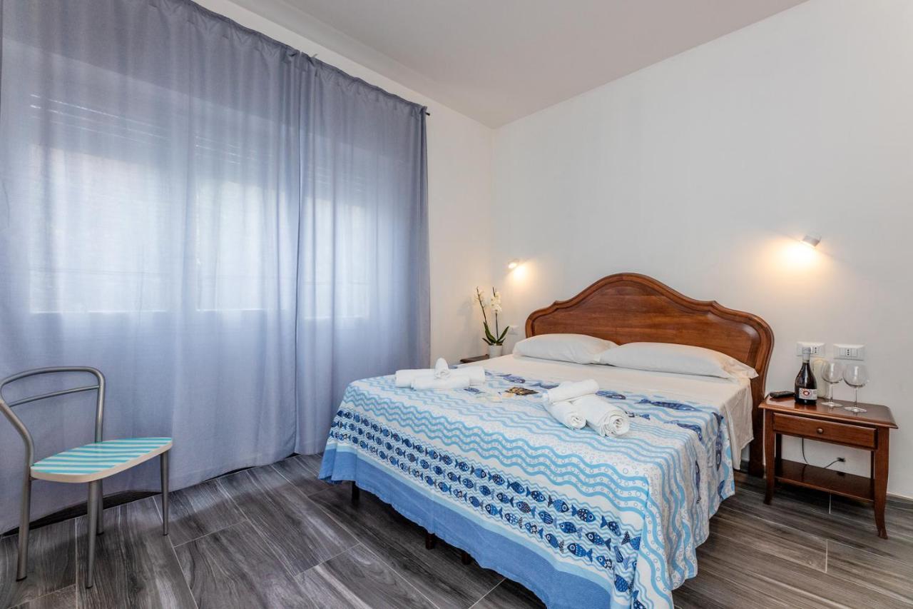 B&B Oasi Finale Ligure Ngoại thất bức ảnh